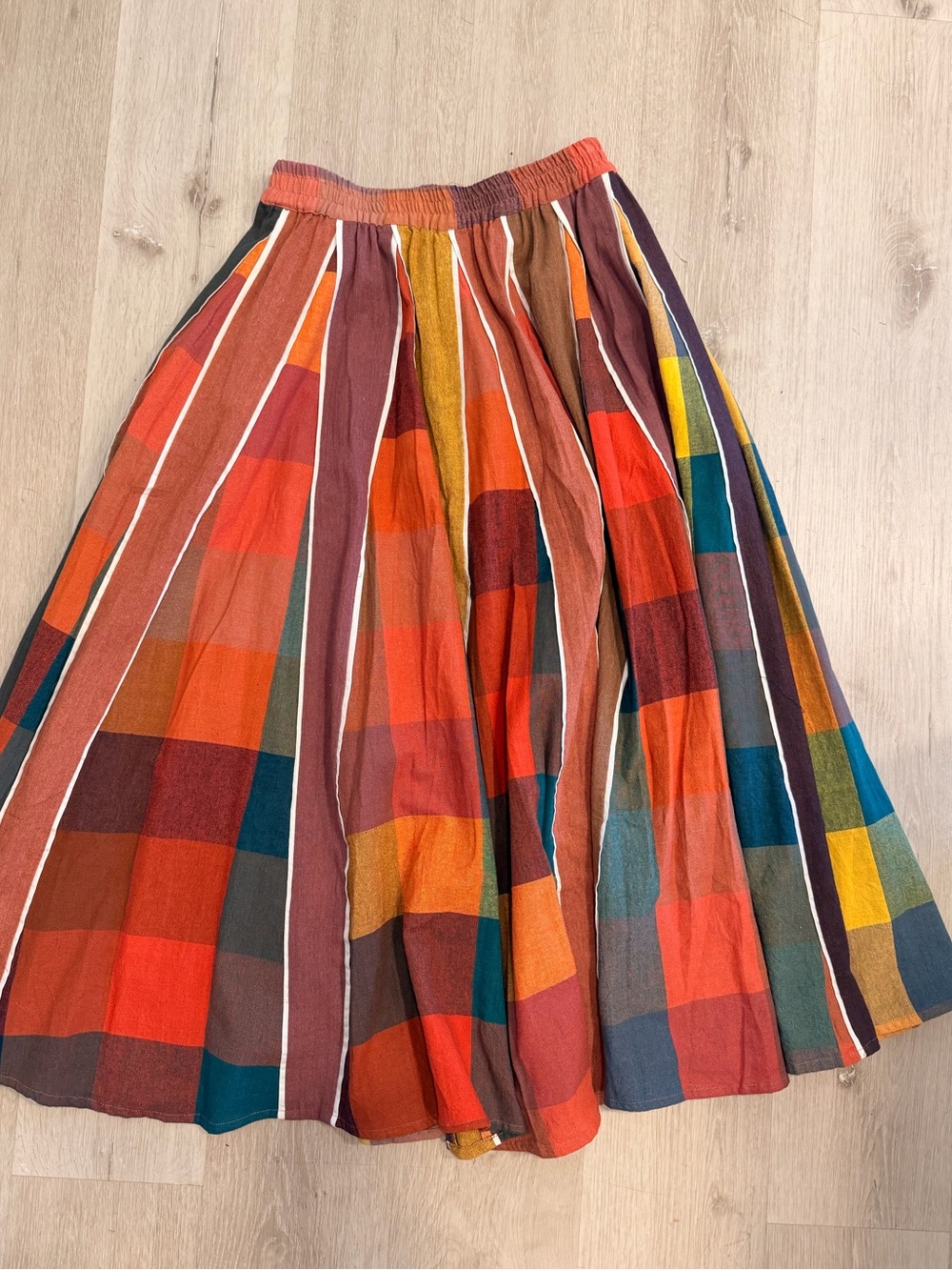 Rujuta Sheth Kate skirt confetti chex - Picture 5 of 10